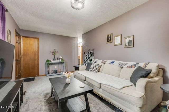 306 Skyland Drive, Bristol, TN 37620