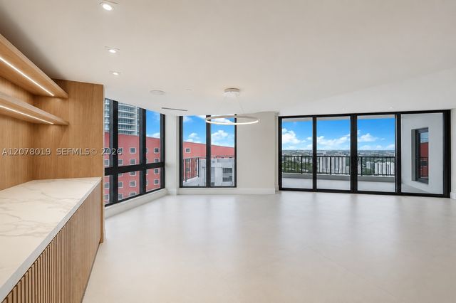 1581 Brickell Ave PH106, Miami, FL 33129