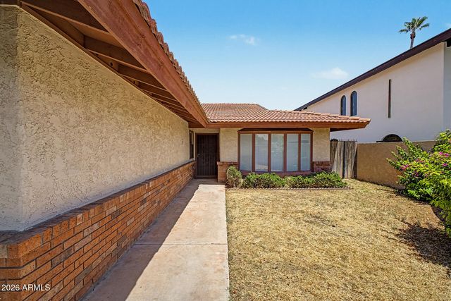 1421 E WHALERS Way, Tempe, AZ 85283