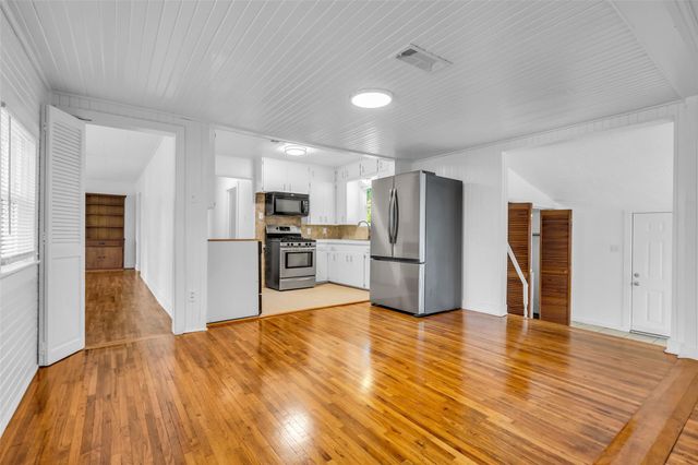 807 Fisher Street, Houston, TX 77018