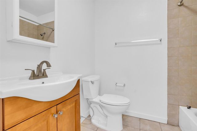 807 Fisher Street, Houston, TX 77018
