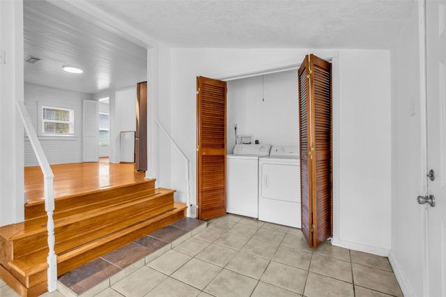 807 Fisher Street, Houston, TX 77018