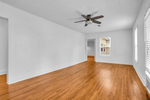 807 Fisher Street, Houston, TX 77018