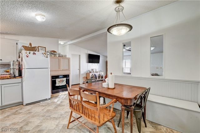 450 West Ingram Avenue, Overton, NV 89040