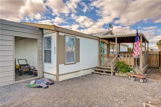 450 West Ingram Avenue, Overton, NV 89040