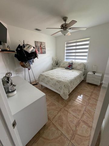 2760 W 63rd Pl 106-23, Hialeah, FL 33016