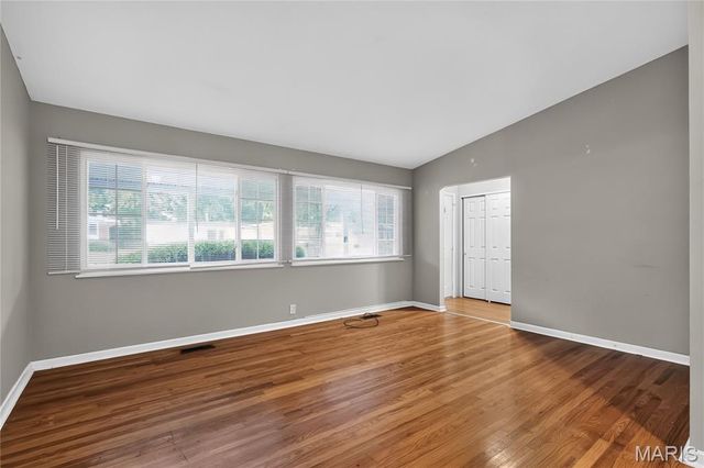 3625 Hambletonian Drive, Florissant, MO 63033