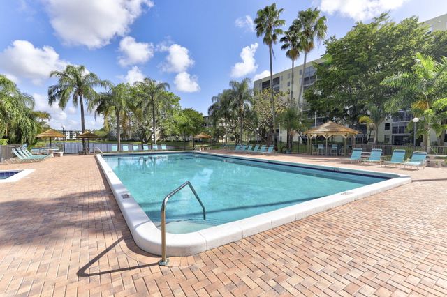 2230 N Cypress Bend Drive N 104, Pompano Beach, FL 33069