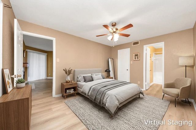 9700 Leawoo Boulevard 1002, Houston, TX 77099