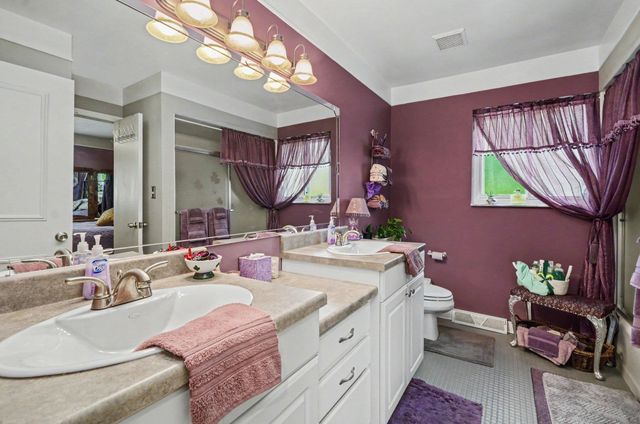 30809 Leelane Street, Farmington Hills, MI 48336