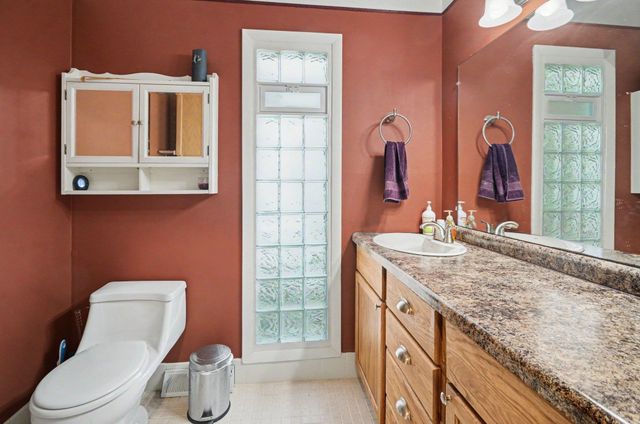 30809 Leelane Street, Farmington Hills, MI 48336