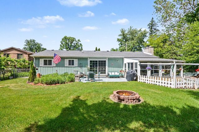 30809 Leelane Street, Farmington Hills, MI 48336