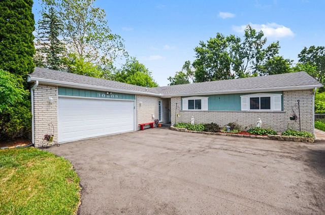30809 Leelane Street, Farmington Hills, MI 48336