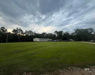 24600 Lazy Lane, Elberta, AL 36530