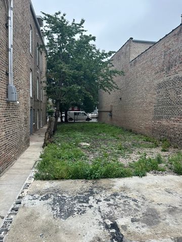 2444 S Kedzie Avenue, Chicago, IL 60623