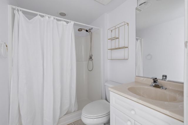 1631 S Michigan Avenue 401, Chicago, IL 60616