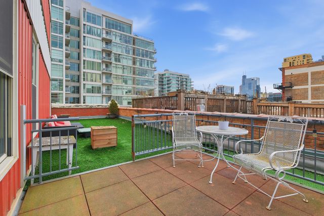 1631 S Michigan Avenue 401, Chicago, IL 60616