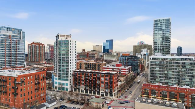 1631 S Michigan Avenue 401, Chicago, IL 60616