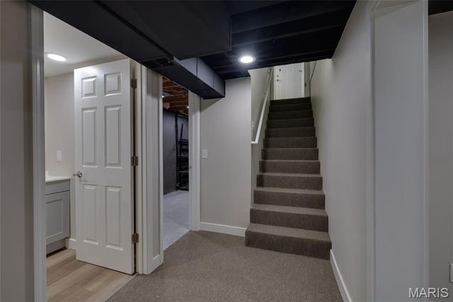 306 W Hillside Drive, Farmington, MO 63640