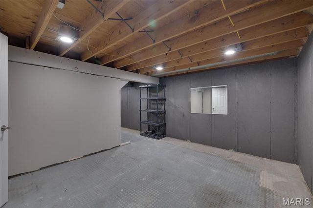 306 W Hillside Drive, Farmington, MO 63640