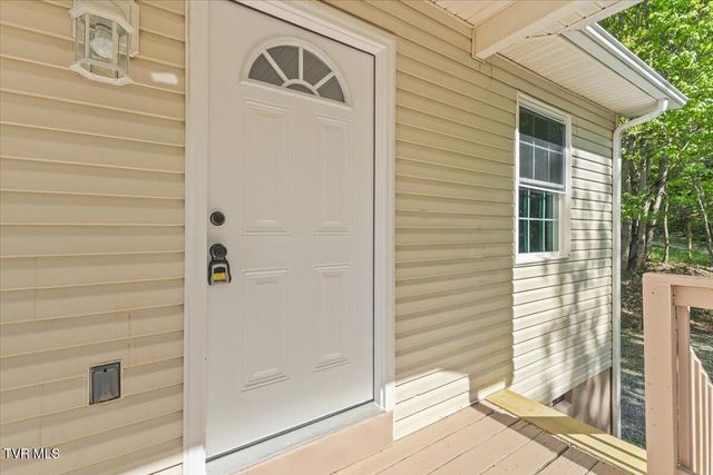 195 Willard Perkins Road, Roan Mountain, TN 37687