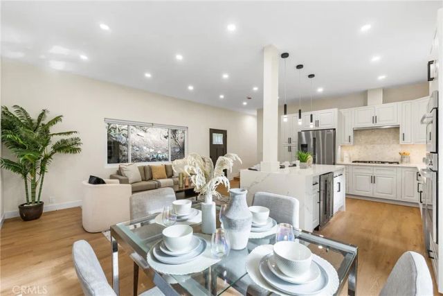 8010 Padre Lane, Los Angeles, CA 90046