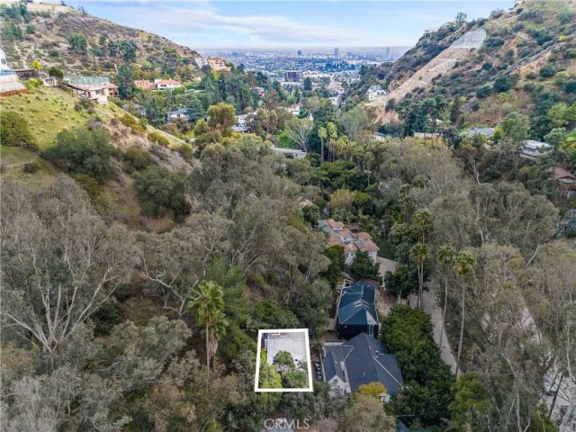 8010 Padre Lane, Los Angeles, CA 90046