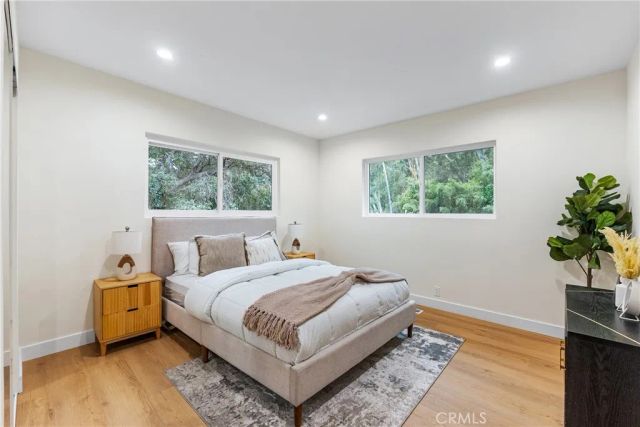 8010 Padre Lane, Los Angeles, CA 90046