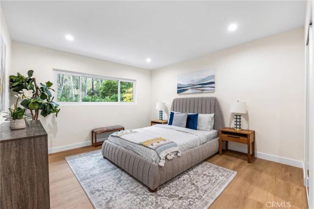 8010 Padre Lane, Los Angeles, CA 90046