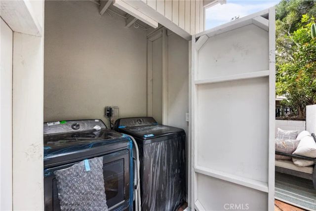 8010 Padre Lane, Los Angeles, CA 90046