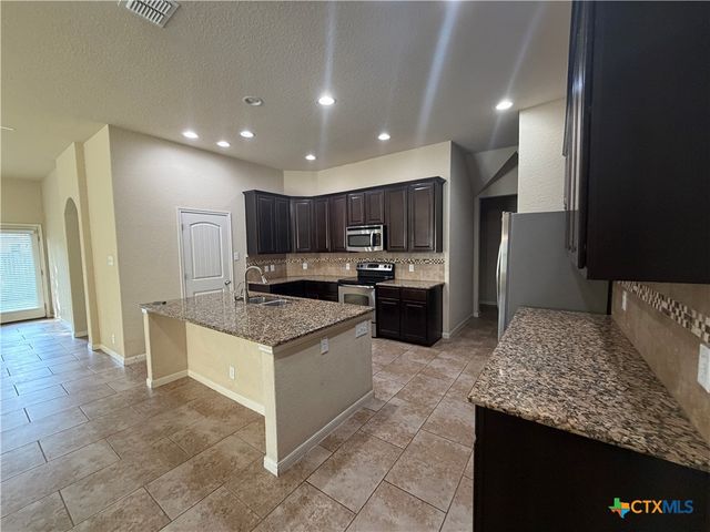 834 Madison Avenue, New Braunfels, TX 78130