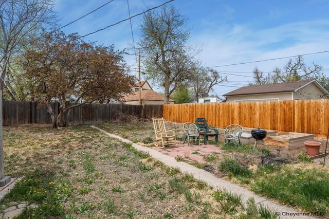 2910 BENT AVE, Cheyenne, WY 82001