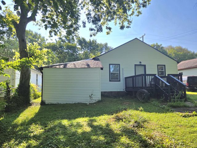 153 N McPherson St, Hopkinsville, KY 42240