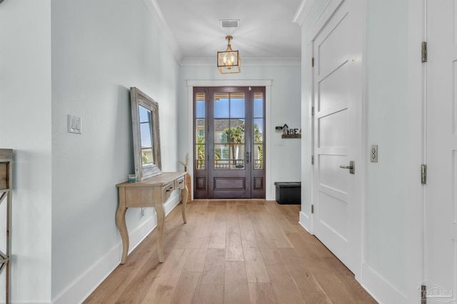 325 Deer Point Dr, Gulf Breeze, FL 32561