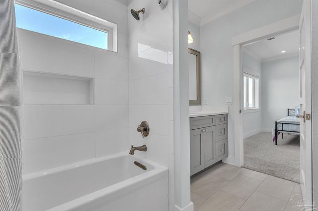 325 Deer Point Dr, Gulf Breeze, FL 32561