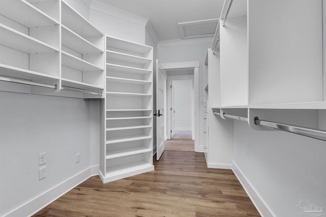 325 Deer Point Dr, Gulf Breeze, FL 32561