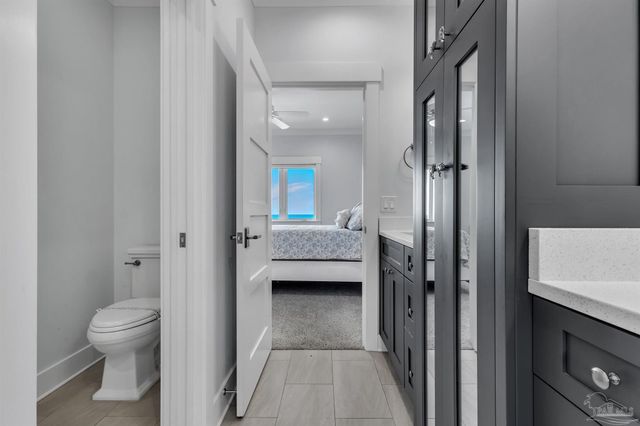 325 Deer Point Dr, Gulf Breeze, FL 32561