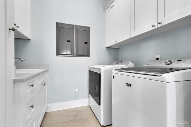 325 Deer Point Dr, Gulf Breeze, FL 32561