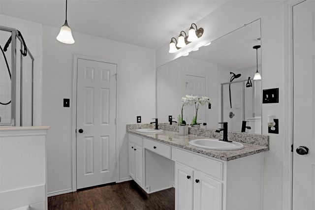 1005 Caleb Street, Burleson, TX 76028