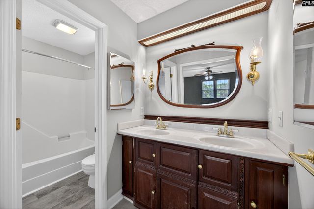 1233 S Fredericksburg Drive, Lugoff, SC 29078