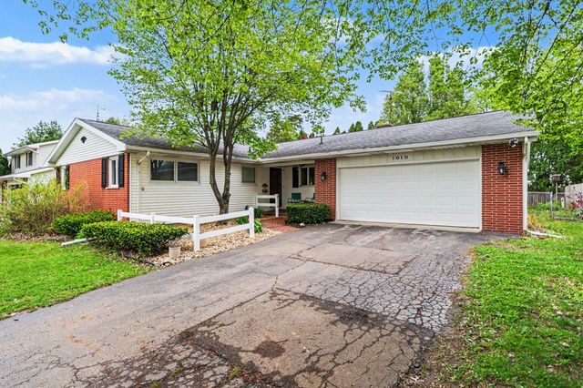 1010 Northampton Road, Kalamazoo, MI 49006
