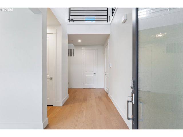 386 W FIR Loop, Washougal, WA 98671