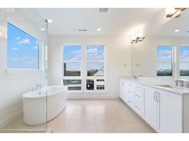 386 W FIR Loop, Washougal, WA 98671