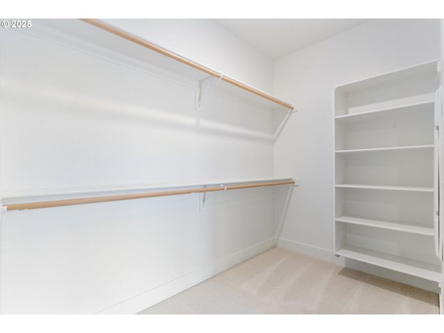 386 W FIR Loop, Washougal, WA 98671