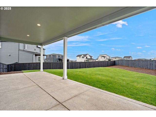 386 W FIR Loop, Washougal, WA 98671