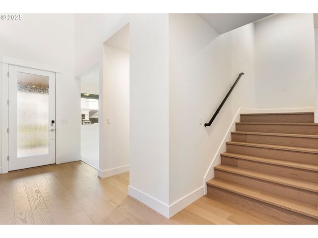 386 W FIR Loop, Washougal, WA 98671