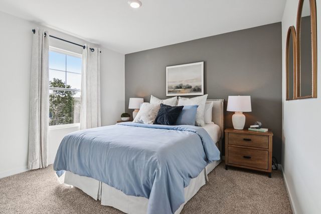 289 Snowdrop Lane, Elgin, IL 60124