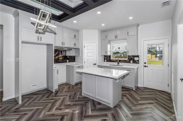 2827 Erasmo Drive, Weslaco, TX 78596