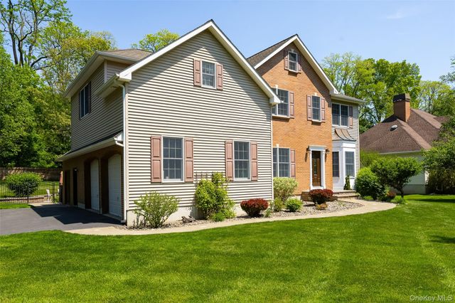 25 Evergreen Avenue, Poughkeepsie, NY 12601