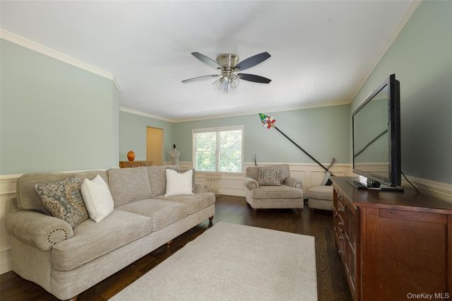 25 Evergreen Avenue, Poughkeepsie, NY 12601